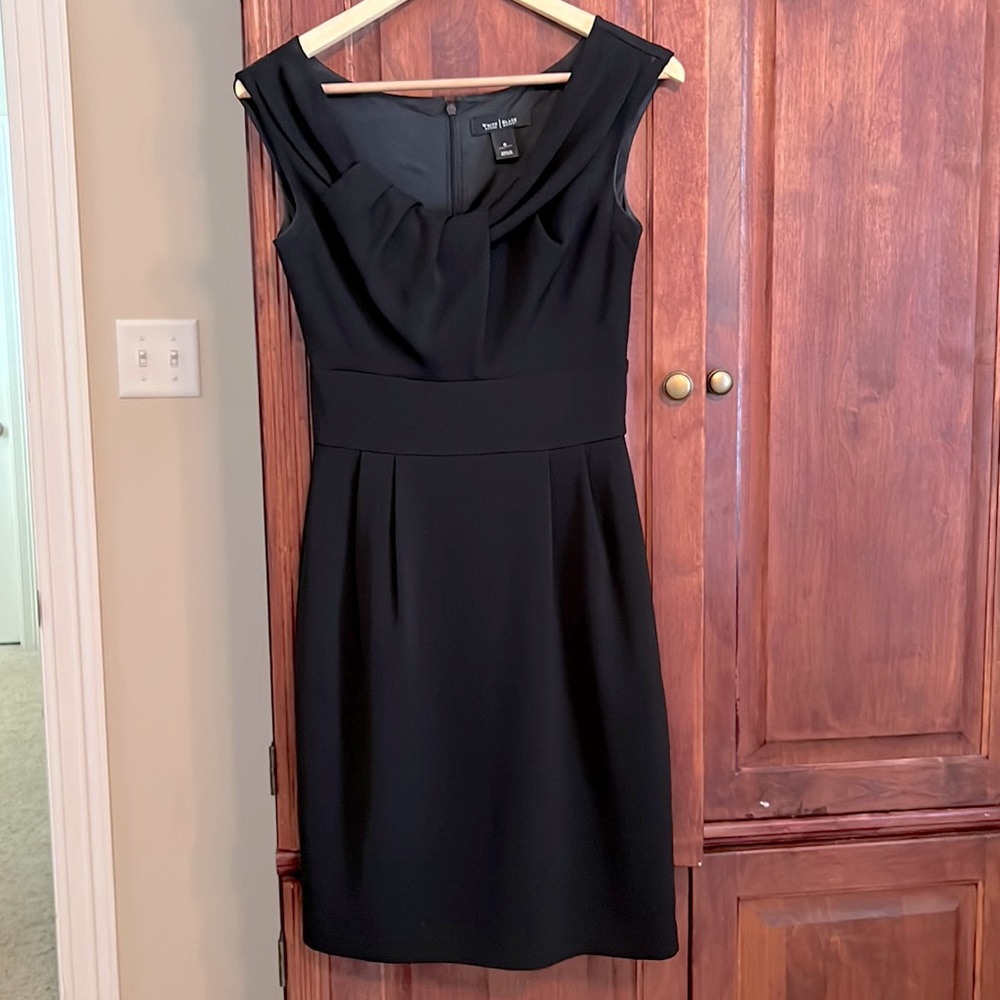 White House Black Market Black dress Sz 0